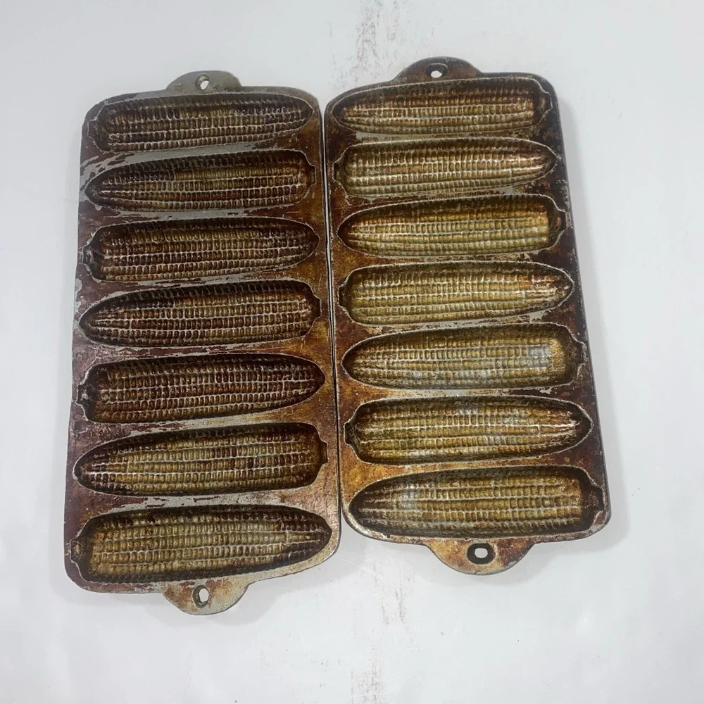 VTG Corn Stick Pan Cast Aluminum 7 Stick Cornbread‎ Mold Unbranded SET (2) PANS